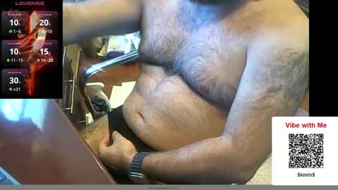 Daddy Jokes online show from December 2024 04:09:01 PM