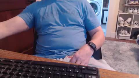 gethoggy online show from December 2025 05:08:02 PM