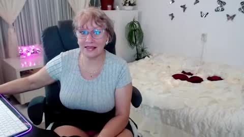 Ghertrudequeen online show from October 2025 03:39:02 AM