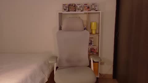 Snapshot of ghost_girl20 chatting on February 2026 09:00:02 PM Im Jenn Next stream Monday - start -5 GMT online show from February 2026 09:00:02 PM