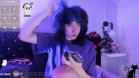 Allison  online show from November 2025 08:41:02 PM