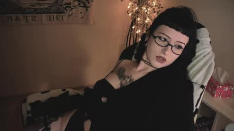 ghoticspectre online show from June 2026 04:52:02 PM