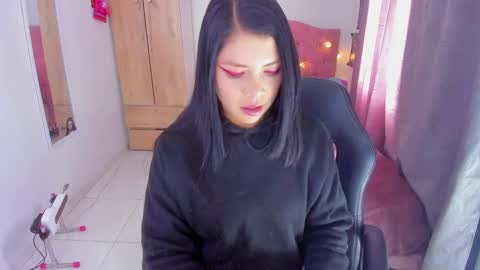 giaaaa   online show from December 2024 02:30:01 PM