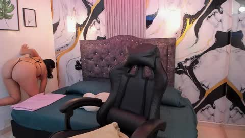 Gia online show from February 2026 03:33:01 AM