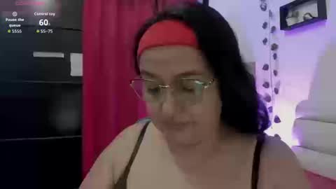 nahomi online show from September 2025 01:43:01 AM