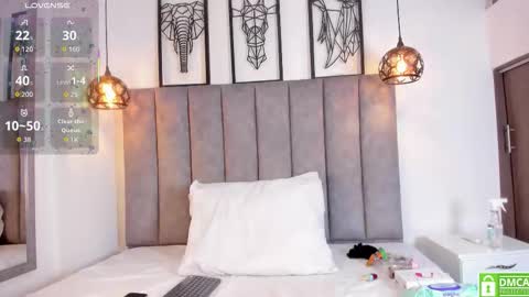 Darlliny online show from September 2025 12:17:02 PM