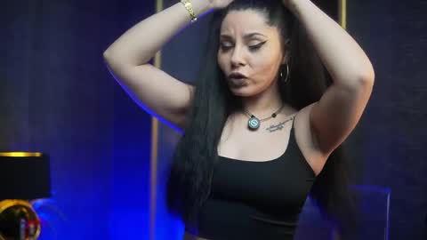  Gia  online show from April 2026 07:26:02 PM