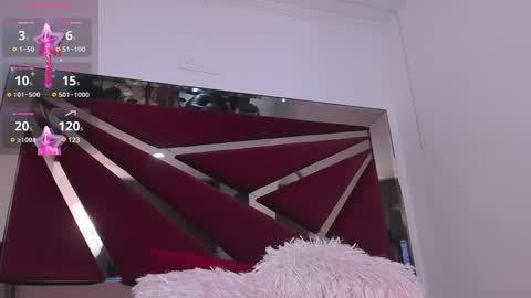 Gia  online show from December 2024 06:24:02 PM