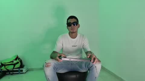 Gianluca Silva online show from October 2025 10:55:02 PM