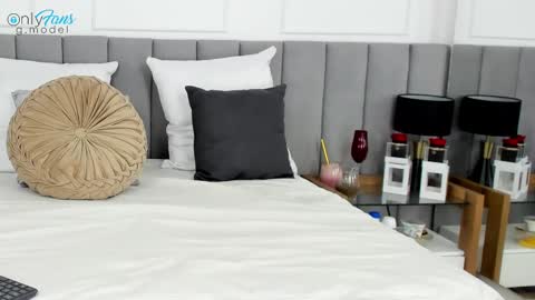 giannanoir online show from February 2025 12:57:02 AM