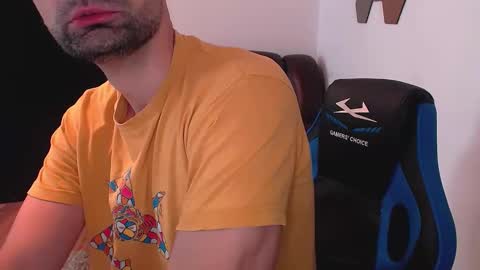 Gianni online show from October 2025 10:26:01 AM