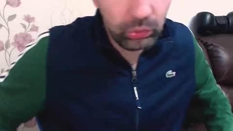 Snapshot of gianni_lion chatting on April 2026 09:01:02 AM Gianni online show from April 2026 09:01:02 AM