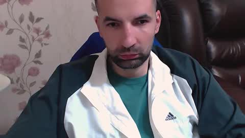 Snapshot of gianni_lion chatting on May 2026 09:25:01 AM Gianni online show from May 2026 09:25:01 AM