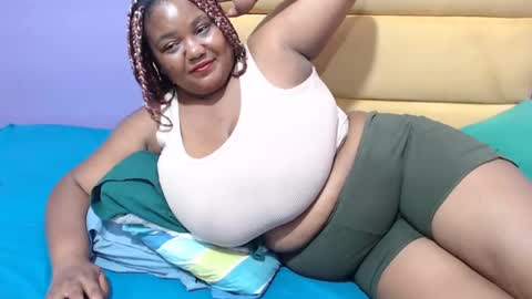 Snapshot of gianttitts chatting on January 2025 10:29:02 PM gianttitts online show from January 2025 10:29:02 PM