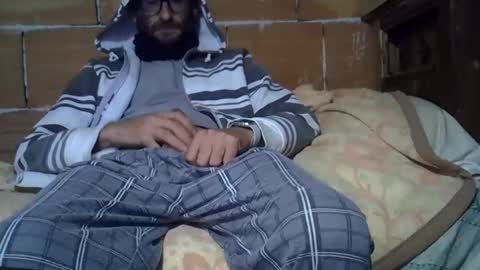 Corrado online show from November 2025 06:08:01 PM