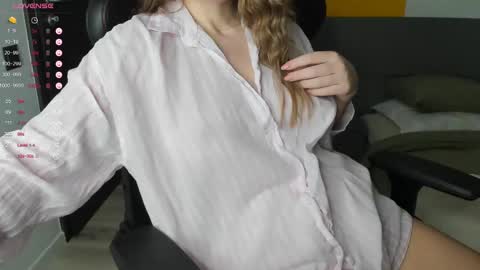 Snapshot of gigihadd chatting on March 2025 12:06:02 PM gigihadd online show from March 2025 12:06:02 PM