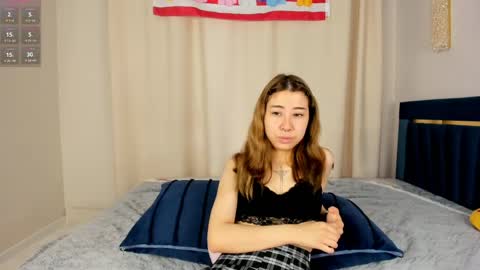Snapshot of gigimeii chatting on May 2026 01:27:02 PM Jany online show from May 2026 01:27:02 PM