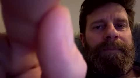 Snapshot of gilbertinio chatting on December 2025 11:20:01 PM Gilbert online show from December 2025 11:20:01 PM