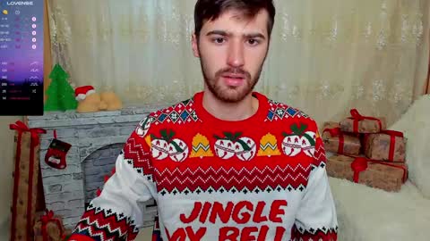 Snapshot of gilbertogonzales chatting on December 2024 05:53:02 AM gilbertogonzales online show from December 2024 05:53:02 AM