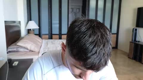 gilbertogonzales online show from December 2025 04:07:02 AM