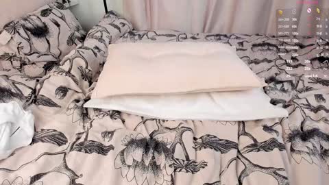 Snapshot of gina_vicious chatting on December 2024 06:00:02 AM Gina online show from December 2024 06:00:02 AM