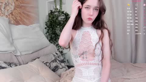 Snapshot of gina_vicious chatting on January 2025 11:33:01 PM Gina online show from January 2025 11:33:01 PM