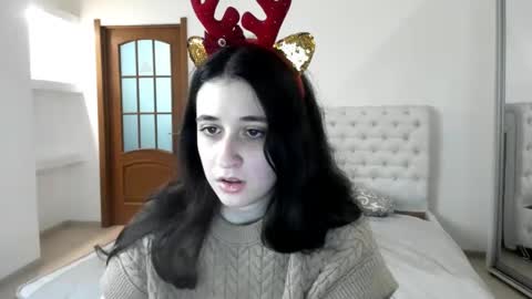 Kate online show from December 2024 10:01:02 AM