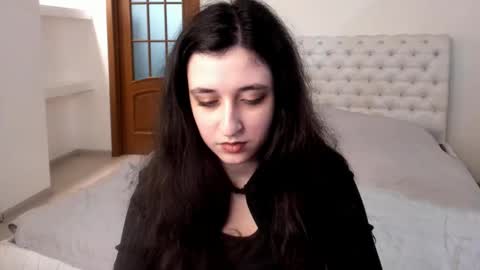 Kate online show from January 2025 12:01:02 PM