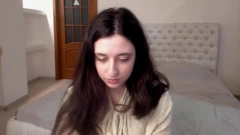 Kate online show from February 2025 12:57:02 PM