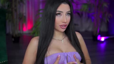 Snapshot of ginavalentinna chatting on October 2025 08:11:02 PM Gina online show from October 2025 08:11:02 PM