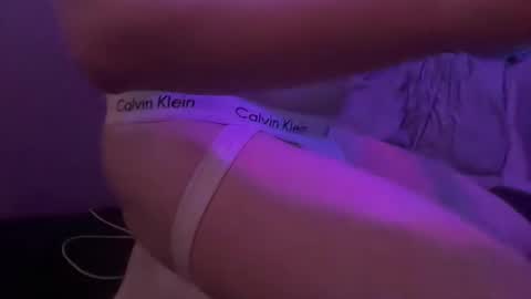 ginger_binj online show from March 2026 10:33:01 AM