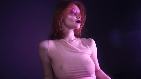        im expecting 350 thumbs up on my altar   online show from February 2025 10:20:02 PM