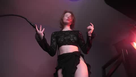        im expecting 350 thumbs up on my altar   online show from February 2025 04:18:02 AM