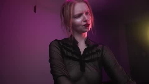        im expecting 350 thumbs up on my altar   online show from November 2025 10:12:01 PM