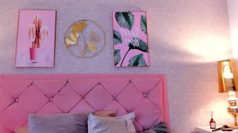 Ginger online show from February 2025 10:39:01 PM