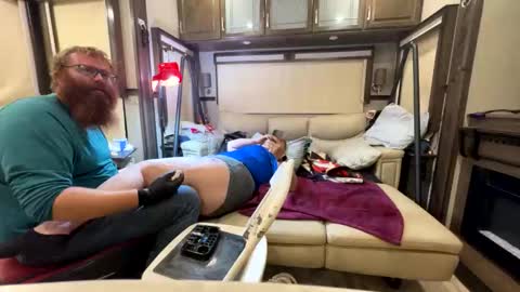 gingerbear3742 online show from January 2026 04:05:02 AM