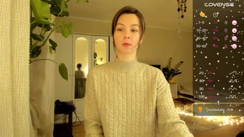 Snapshot of gingerbread__house chatting on December 2024 08:00:01 PM Vasilisa online show from December 2024 08:00:01 PM