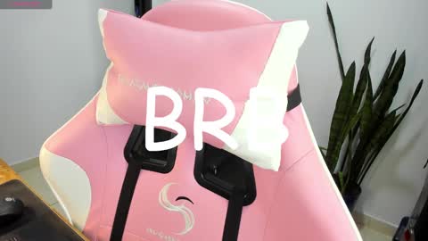 Sophie online show from January 2025 03:57:02 AM