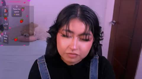 ginmeowuwu online show from November 2025 05:02:01 PM