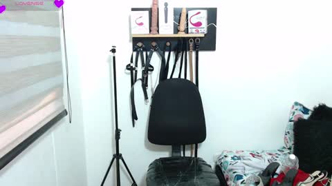 Snapshot of ginna_hot520 chatting on January 2025 09:00:01 PM Ginna online show from January 2025 09:00:01 PM