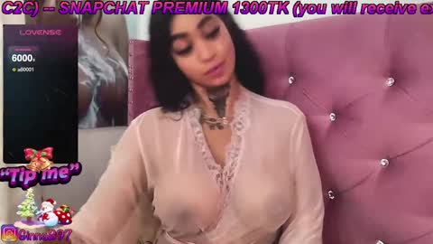 Snapshot of ginnabolton chatting on December 2024 01:38:02 PM Ginna Bolton online show from December 2024 01:38:02 PM