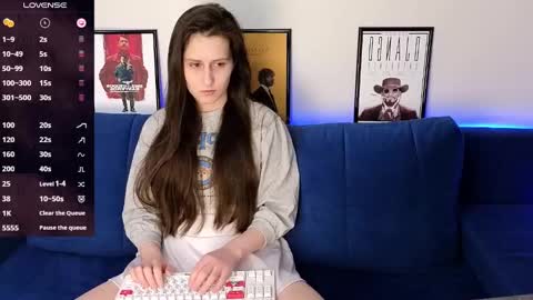 Ginnyg  online show from January 2025 08:11:01 PM