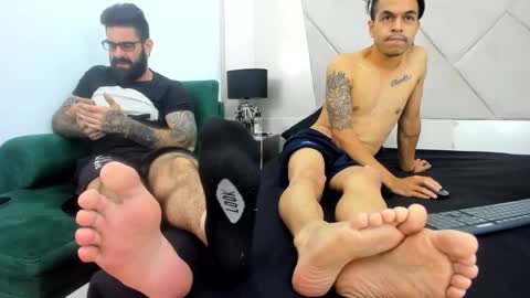 gio_lorenz online show from September 2025 01:22:01 PM