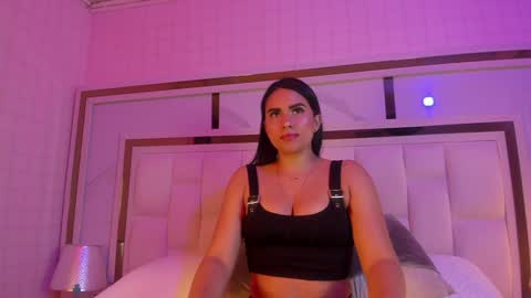 Snapshot of giorgia_13 chatting on January 2025 03:20:01 AM giorgia online show from January 2025 03:20:01 AM