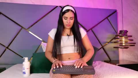 Snapshot of giorgia_13 chatting on September 2025 03:28:01 AM giorgia online show from September 2025 03:28:01 AM