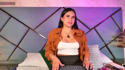 Snapshot of giorgia_13 chatting on October 2025 03:34:02 AM giorgia online show from October 2025 03:34:02 AM
