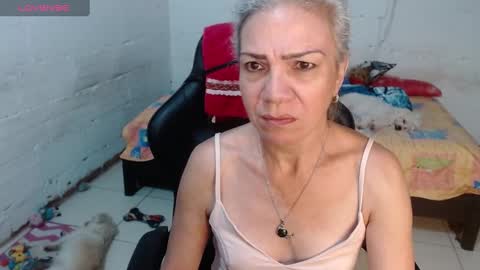 Snapshot of giorgia_xue53 chatting on December 2024 06:29:02 AM Mary online show from December 2024 06:29:02 AM