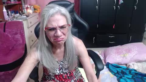 Snapshot of giorgia_xue53 chatting on November 2025 05:52:01 AM Mary online show from November 2025 05:52:01 AM