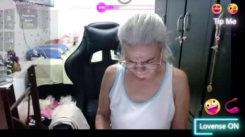 Snapshot of giorgia_xue53 chatting on March 2026 05:54:02 AM Mary online show from March 2026 05:54:02 AM