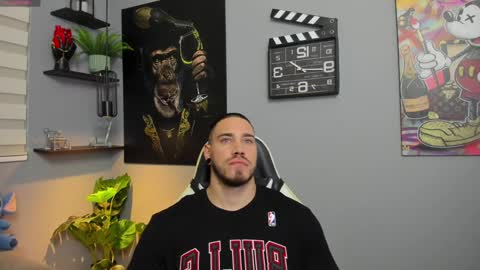 Giorgio leone online show from January 2025 03:49:02 AM